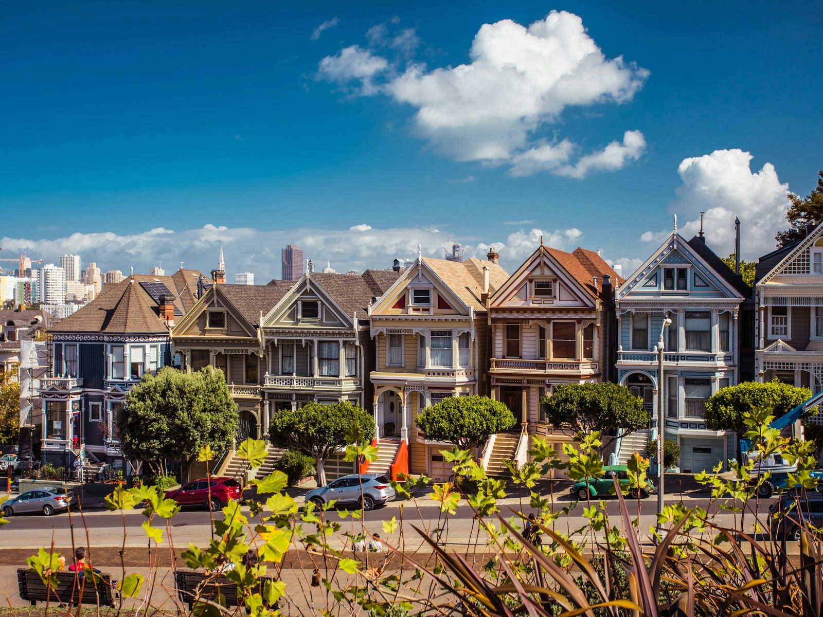 Row of Victorian houses on a San Francisco street